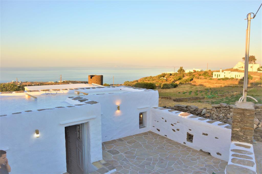 Windmill Arades Suite Apollonía Exterior foto